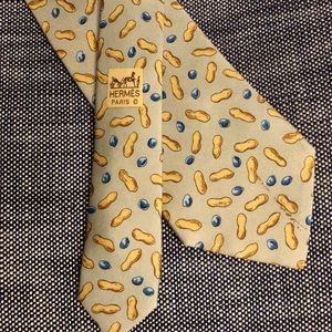 Hermès Paris - Vintage Silk “Peanuts” Necktie